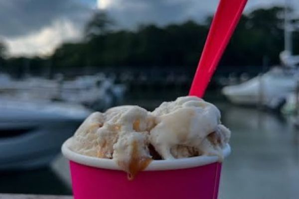 Frosty’s Ice Cream
