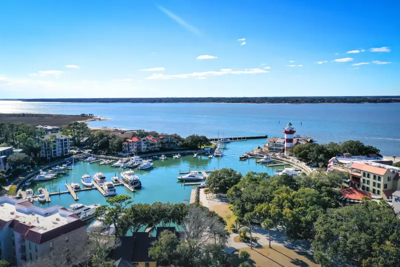 Harbour town 